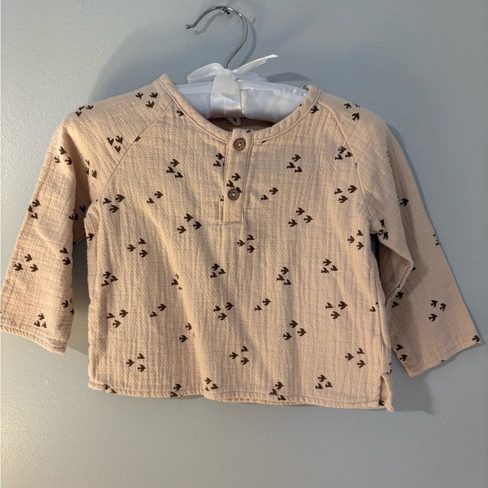 Quincy Mae Beige and Brown Bird Top